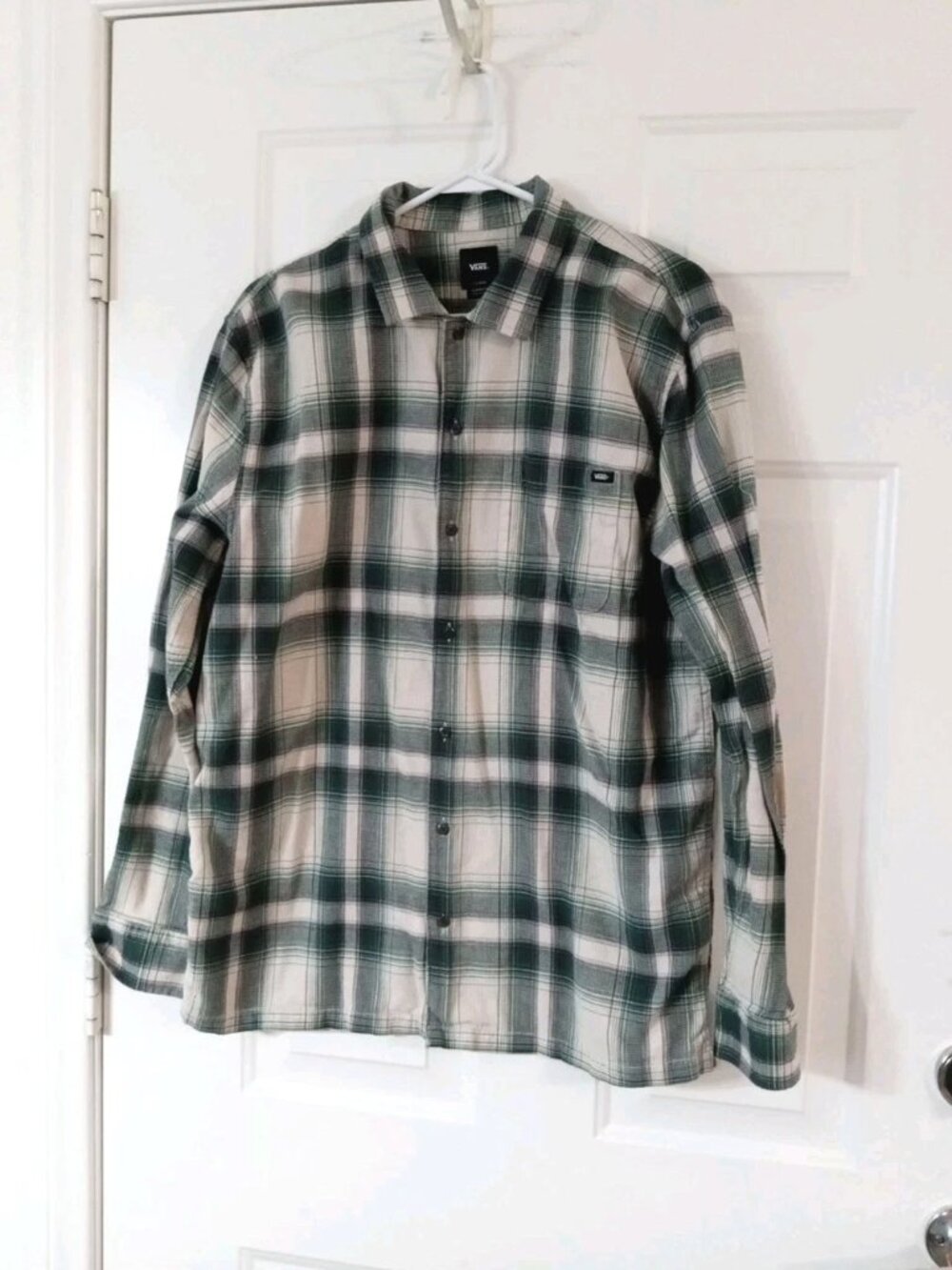 Vans Men’s XL Eastridge Long Sleeve Sleeve Woven Button Up Flannel Plaid Shirt